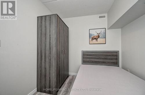 209F - 275 Larch Street, Waterloo, ON - Indoor