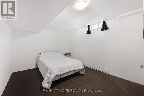 123 Benn Drive, Cambridge, ON - Indoor Photo Showing Bedroom