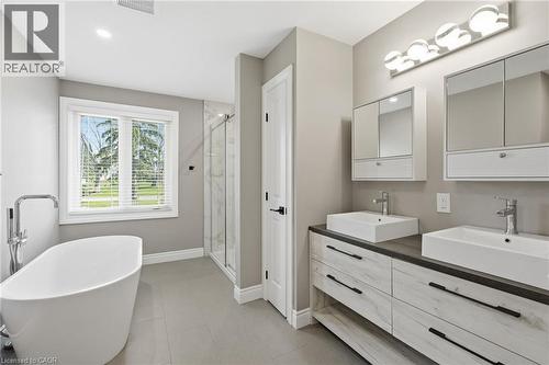 133 New Lakeshore Road, Port Dover, ON - Indoor Photo Showing Bathroom