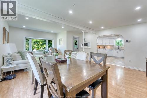 12437 St Thomas, Tecumseh, ON - Indoor Photo Showing Dining Room
