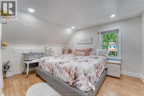 12437 St Thomas, Tecumseh, ON - Indoor Photo Showing Bedroom