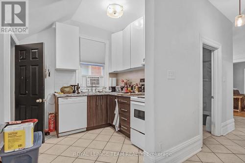 548 Maclaren Street, Ottawa, ON - Indoor Photo Showing Kitchen