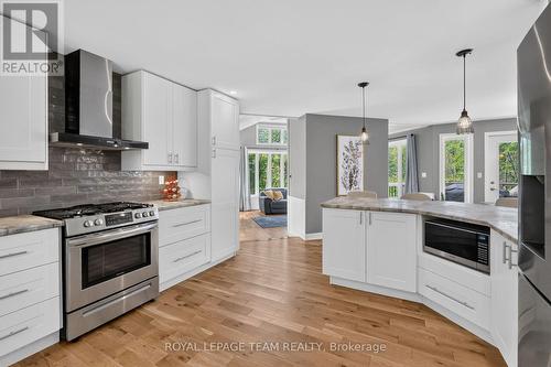 1830 Rollin Road, Clarence-Rockland, ON - Indoor Photo Showing Kitchen With Upgraded Kitchen