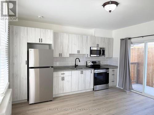 UNIT 2 - 4711 RIVER ROAD , Niagara Falls (Downtown), Ontario L2E 3G2 3