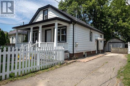 95 Chetwood Street, St. Catharines (Western Hill), ON - Outdoor