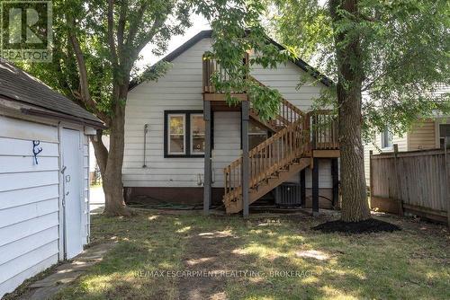 95 Chetwood Street, St. Catharines (Western Hill), ON - Outdoor With Exterior