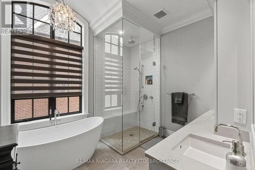 33 Cottage Street, Niagara-On-The-Lake (Town), ON - Indoor Photo Showing Bathroom