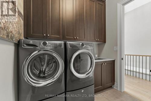 33 Cottage Street, Niagara-On-The-Lake (Town), ON - Indoor Photo Showing Laundry Room