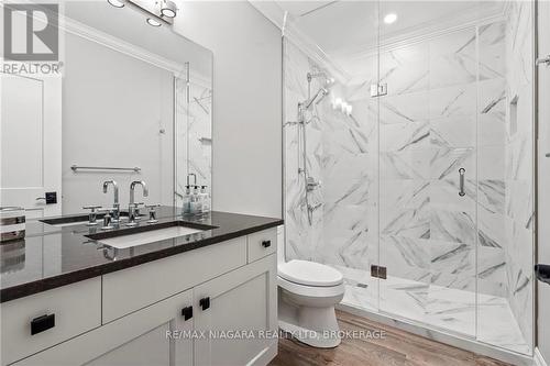 33 Cottage Street, Niagara-On-The-Lake (Town), ON - Indoor Photo Showing Bathroom