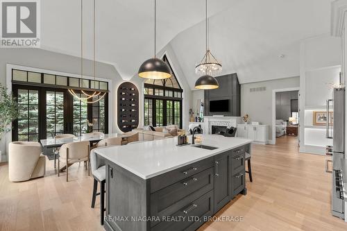 33 Cottage Street, Niagara-On-The-Lake (Town), ON - Indoor Photo Showing Kitchen