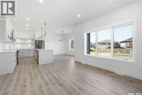 224 Froese Crescent, Warman, SK - Indoor Photo Showing Kitchen With Upgraded Kitchen