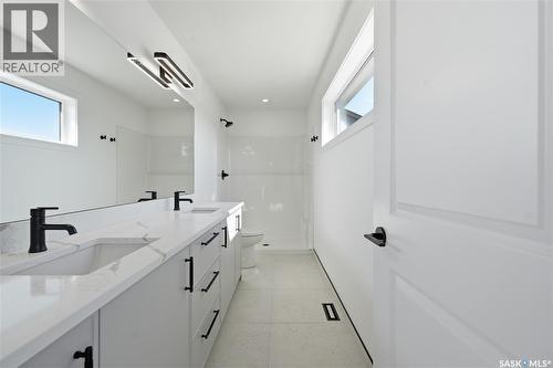 224 Froese Crescent, Warman, SK - Indoor Photo Showing Bathroom