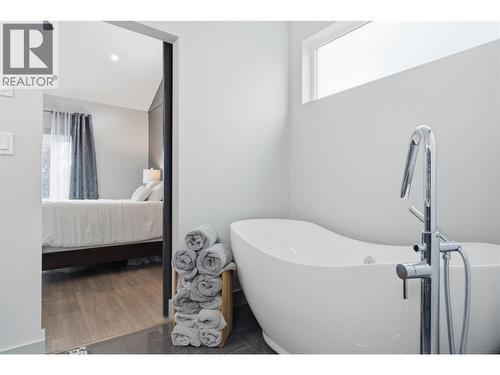 1488 Dunbar Drive, Kamloops, BC - Indoor Photo Showing Other Room