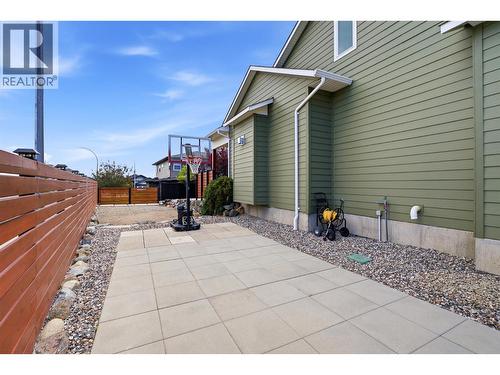 1488 Dunbar Drive, Kamloops, BC - Outdoor With Exterior