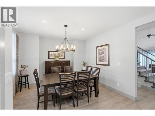 1488 Dunbar Drive, Kamloops, BC - Indoor Photo Showing Dining Room