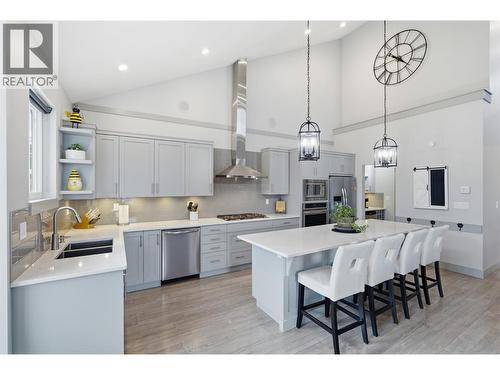 1488 Dunbar Drive, Kamloops, BC - Indoor Photo Showing Kitchen With Upgraded Kitchen