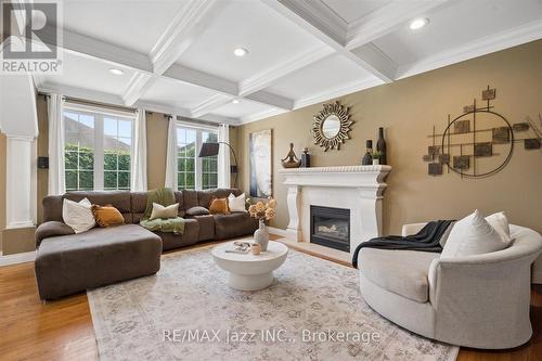 140 Taylorwood Court, Oshawa (Samac), ON - Indoor Photo Showing Living Room With Fireplace
