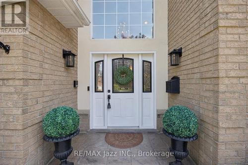 140 Taylorwood Court, Oshawa (Samac), ON -  With Exterior
