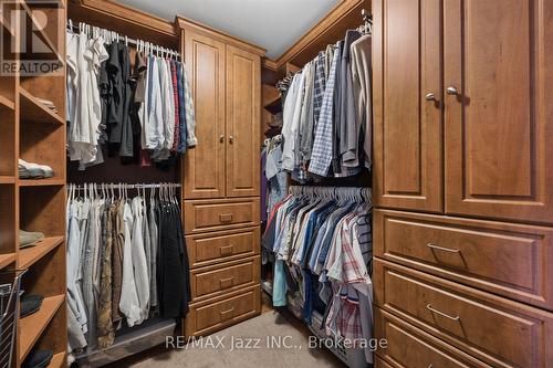 140 Taylorwood Court, Oshawa (Samac), ON - Indoor With Storage
