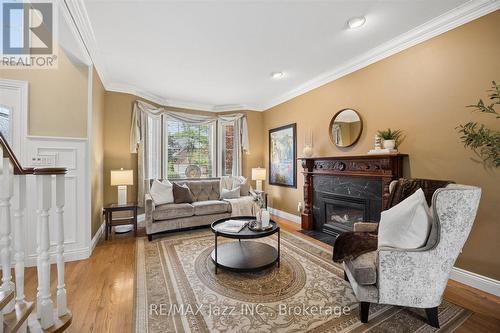 140 Taylorwood Court, Oshawa (Samac), ON - Indoor Photo Showing Living Room With Fireplace