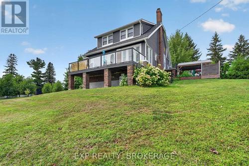 4682 County 2 Road, Front Of Leeds & Seeleys Bay, ON - Outdoor