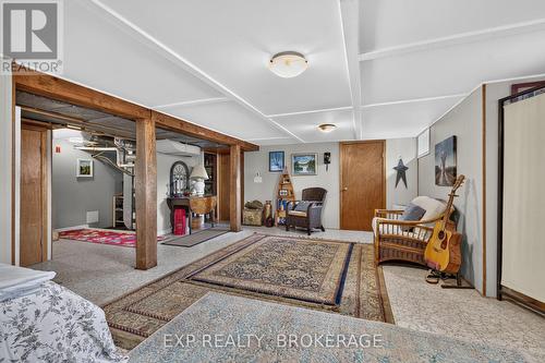4682 County 2 Road, Front Of Leeds & Seeleys Bay, ON - Indoor