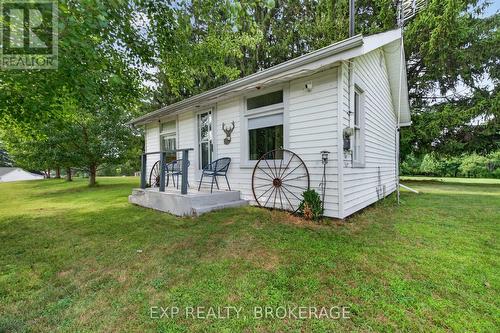 4682 County 2 Road, Front Of Leeds & Seeleys Bay, ON - Outdoor