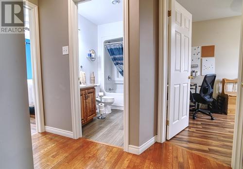 130 Green Acre Drive, St. John'S, NL - Indoor Photo Showing Bathroom