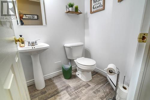 130 Green Acre Drive, St. John'S, NL - Indoor Photo Showing Bathroom