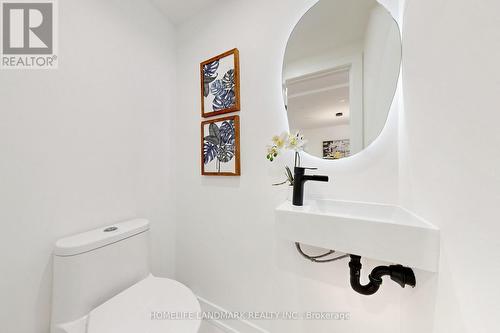 55 Chilton Road, Toronto, ON - Indoor Photo Showing Bathroom