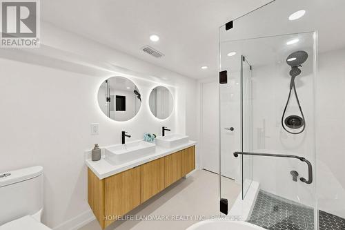 55 Chilton Road, Toronto, ON - Indoor Photo Showing Bathroom