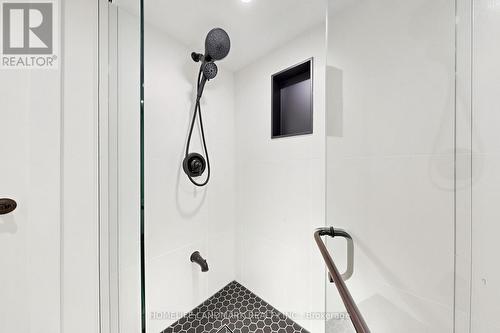 55 Chilton Road, Toronto, ON - Indoor Photo Showing Bathroom