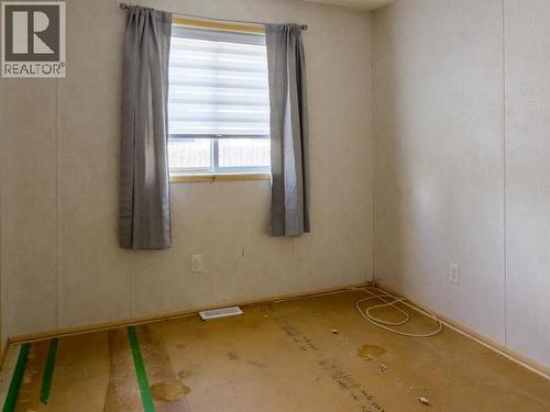 411-989 Range Road, Whitehorse, YT - Indoor Photo Showing Other Room