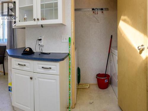 411-989 Range Road, Whitehorse, YT - Indoor