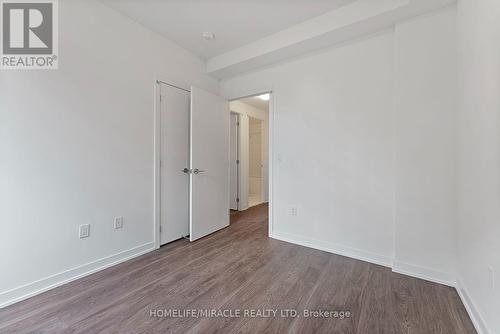 Th704 - 5 Steckley House Lane, Richmond Hill, ON - Indoor Photo Showing Other Room