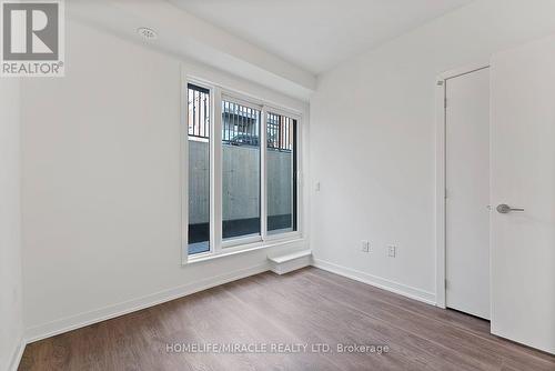 Th704 - 5 Steckley House Lane, Richmond Hill, ON - Indoor Photo Showing Other Room
