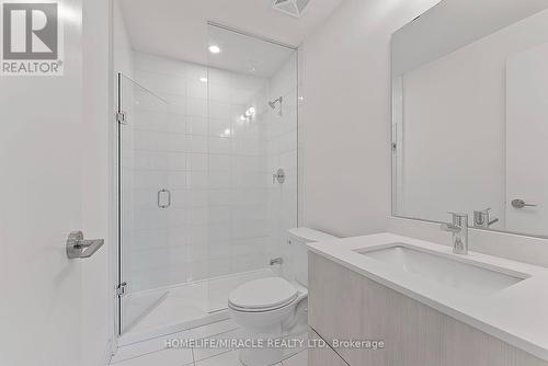 Th704 - 5 Steckley House Lane, Richmond Hill, ON - Indoor Photo Showing Bathroom