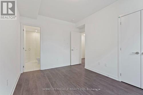 Th704 - 5 Steckley House Lane, Richmond Hill, ON - Indoor Photo Showing Other Room
