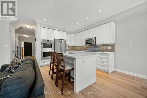 31 Gord Matthews Way, Uxbridge, ON - Indoor Photo Showing Kitchen With Upgraded Kitchen
