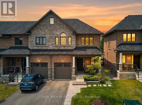31 Gord Matthews Way, Uxbridge, ON - Outdoor With Facade