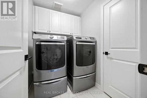31 Gord Matthews Way, Uxbridge, ON - Indoor Photo Showing Laundry Room