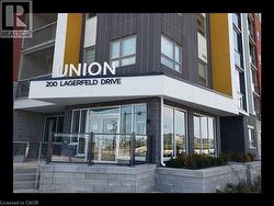 200 LAGERFELD Drive Unit# 609  Brampton, ON L7A 5G5