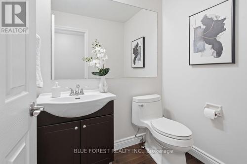 742 Fanshawe Park Road E, London North (North C), ON - Indoor Photo Showing Bathroom