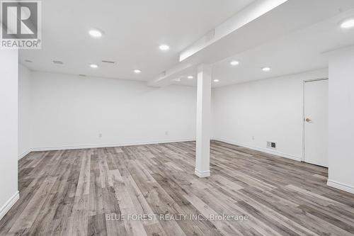 742 Fanshawe Park Road E, London North (North C), ON - Indoor