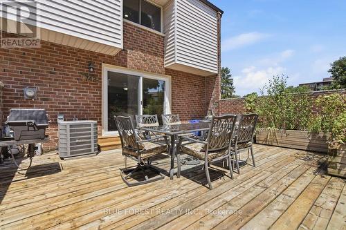742 Fanshawe Park Road E, London North (North C), ON - Outdoor With Deck Patio Veranda