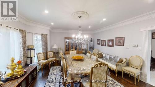 31 Northgate Crescent E, Richmond Hill, ON - Indoor Photo Showing Dining Room