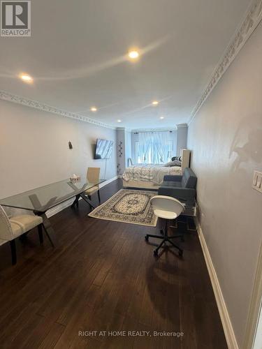 31 Northgate Crescent E, Richmond Hill, ON - Indoor