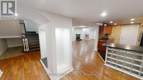 31 Northgate Crescent E, Richmond Hill, ON - Indoor Photo Showing Other Room