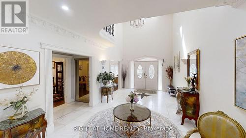 31 Northgate Crescent E, Richmond Hill, ON - Indoor Photo Showing Other Room