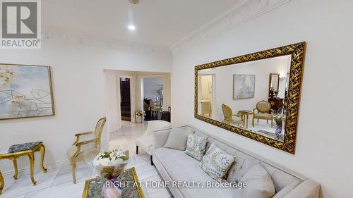 31 Northgate Crescent E, Richmond Hill, ON - Indoor